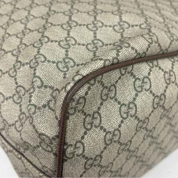 A 263 π― % authentic Gucci GG Supreme Monogram Courrier Medium Crossbody Tote bag - Picture 13 of 16